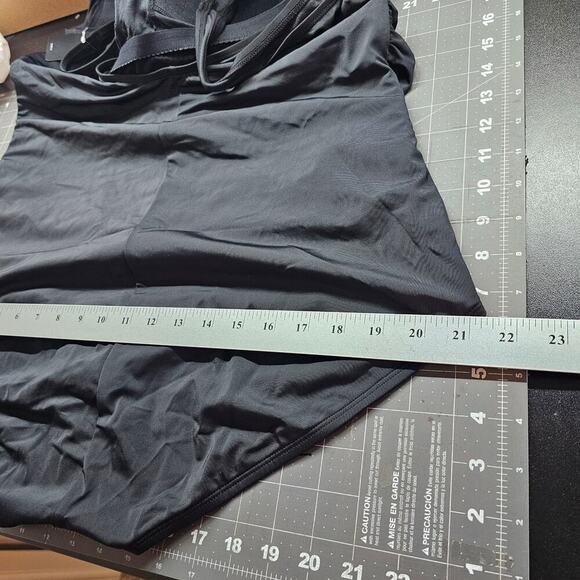 Syrokan Swimsuit Womens Sz 1X Black One Piece Lightly Padded Neutral Minimalist - Picture 7 of 8